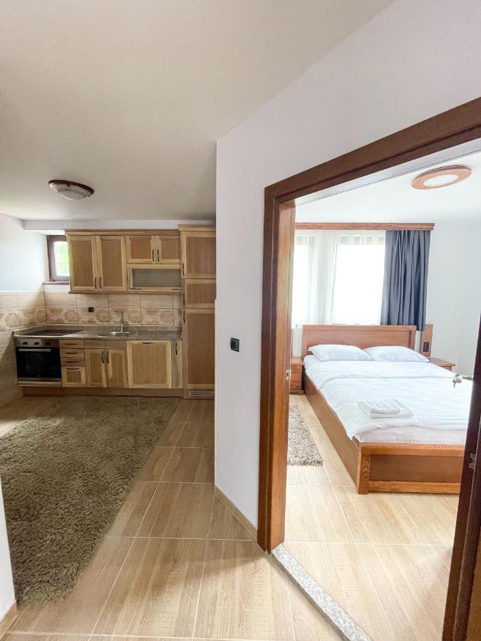 Apartments & Rooms Brijest Plav Exterior foto