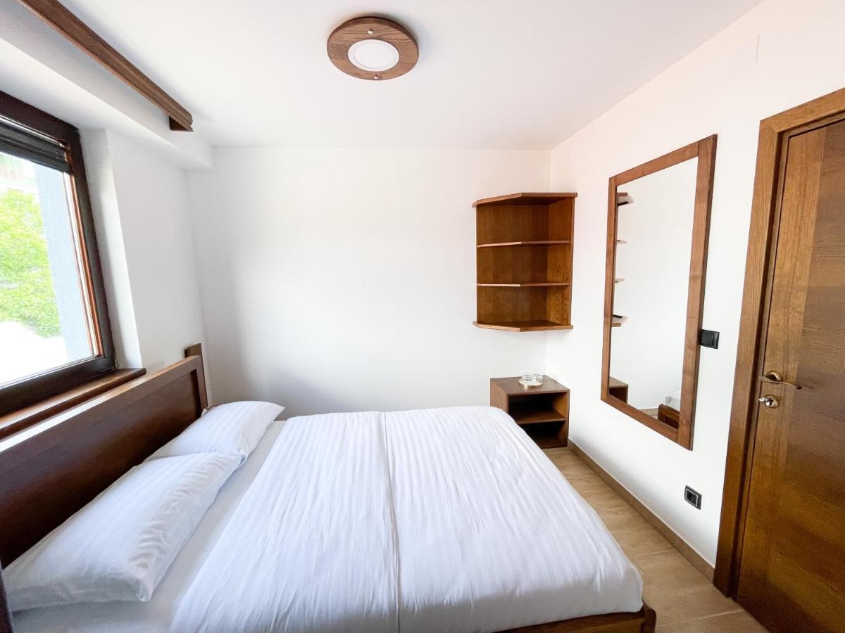 Apartments & Rooms Brijest Plav Exterior foto